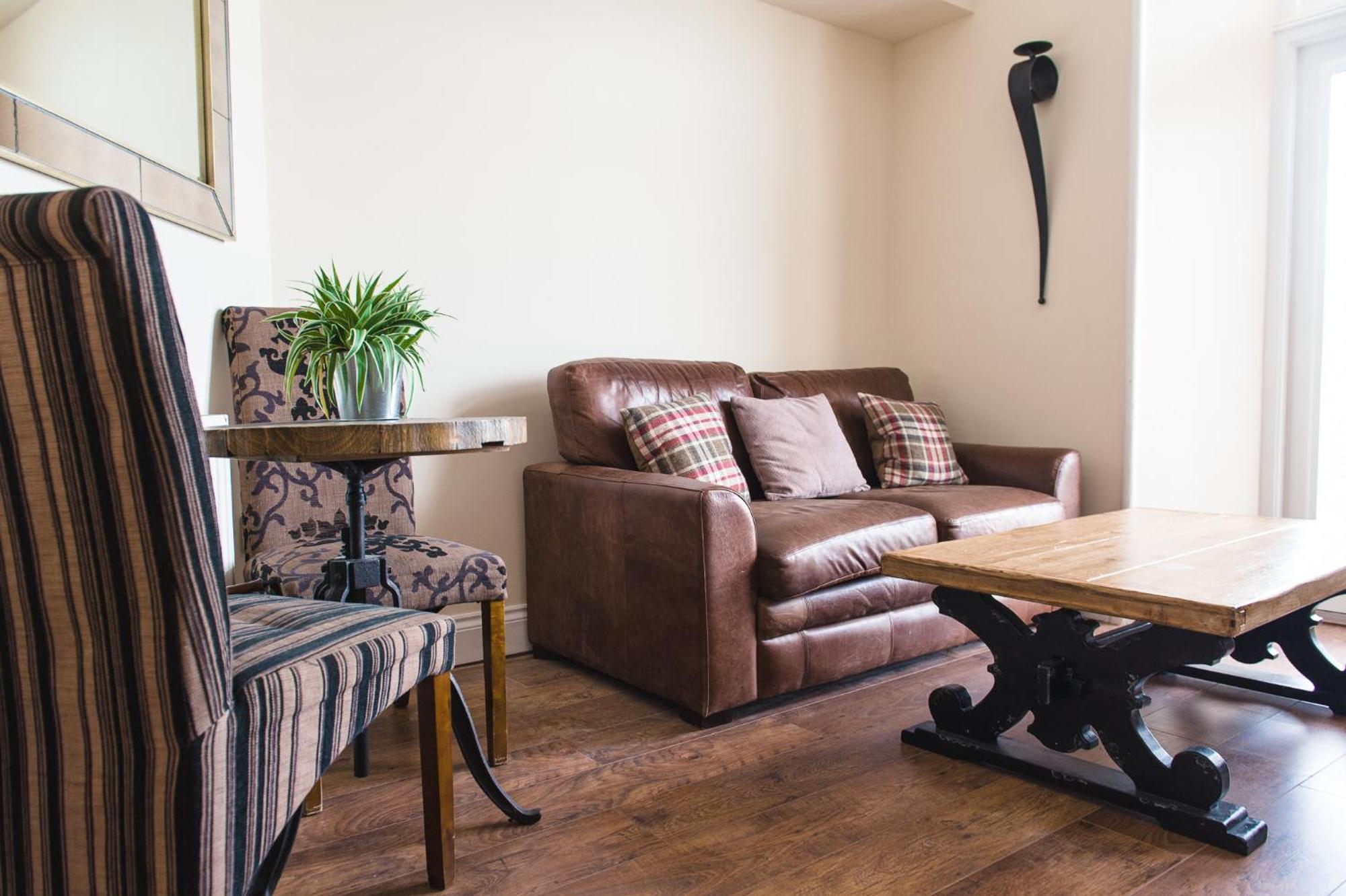 Romneys Apartments & Suites Kendal Phòng bức ảnh