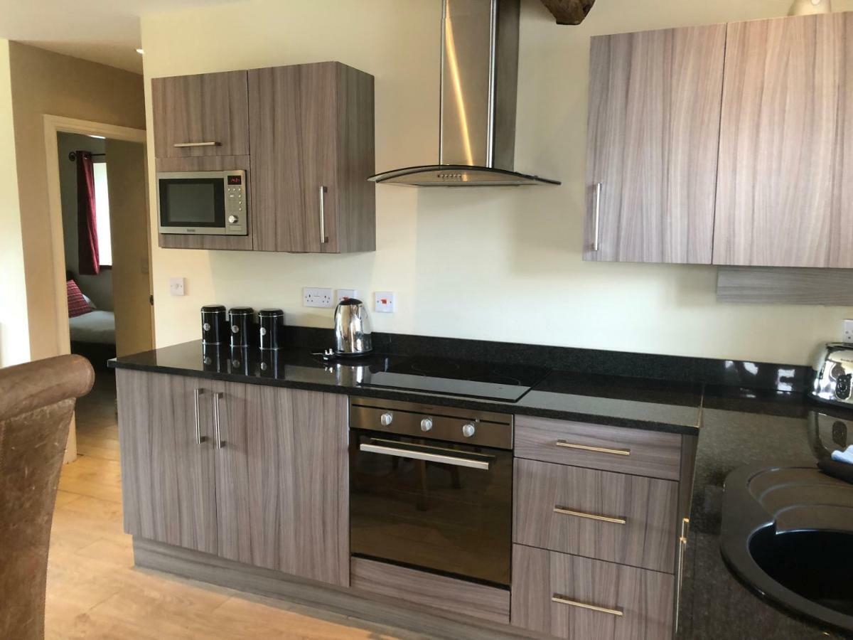 Romneys Apartments & Suites Kendal Ngoại thất bức ảnh