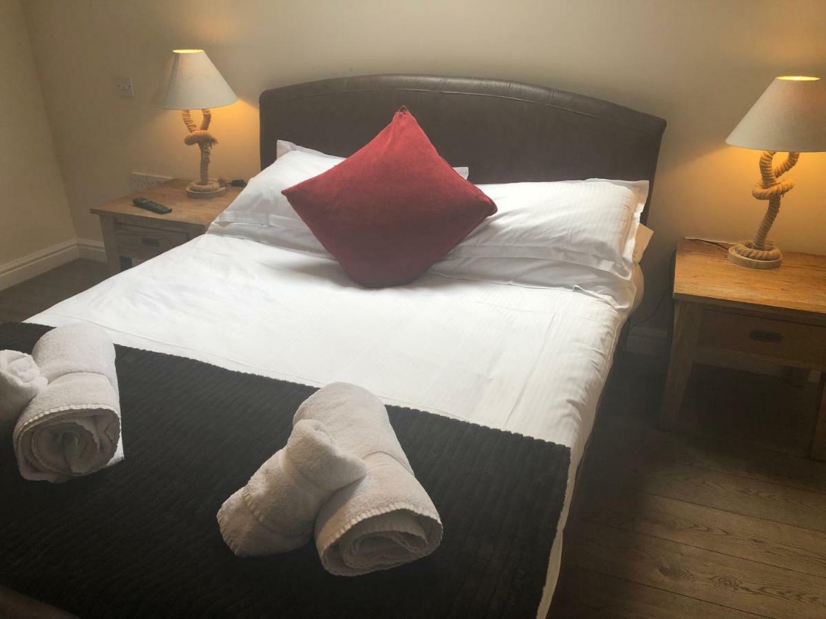Romneys Apartments & Suites Kendal Ngoại thất bức ảnh