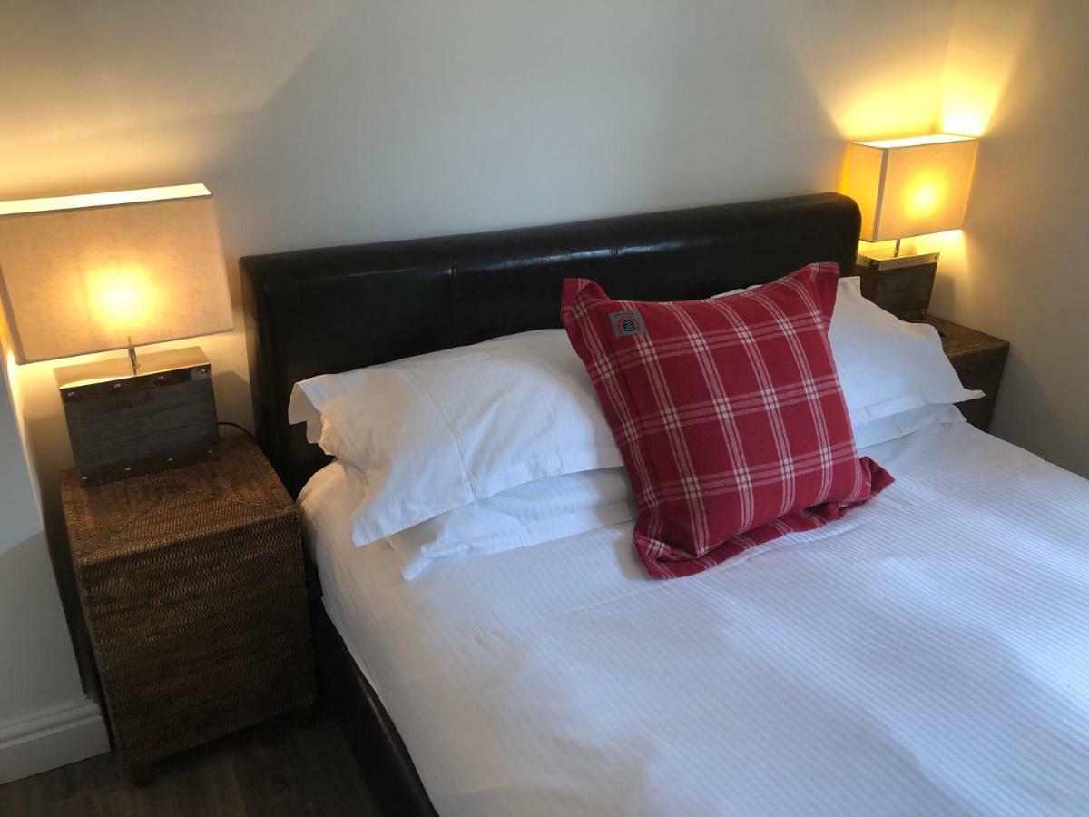 Romneys Apartments & Suites Kendal Ngoại thất bức ảnh
